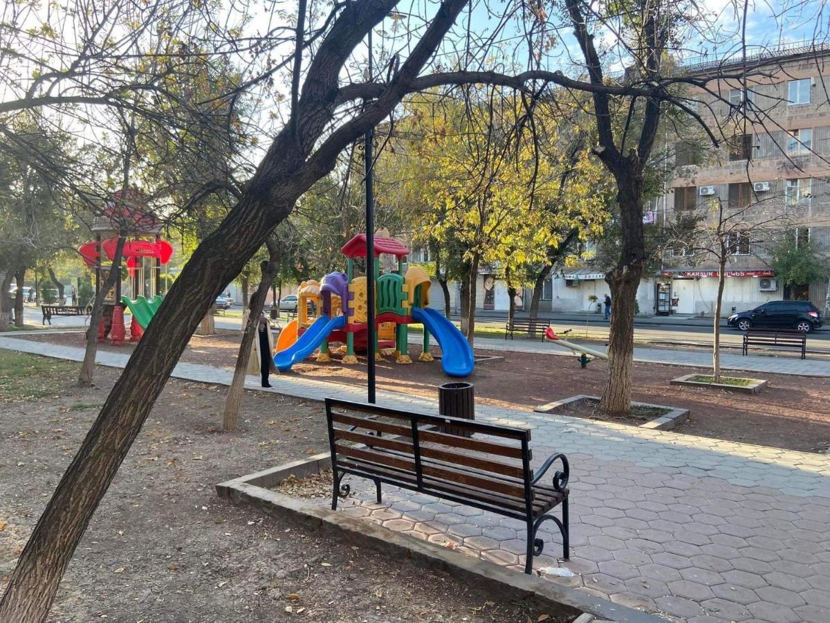 Vahe'S Corner House Hotel Jerevan Buitenkant foto